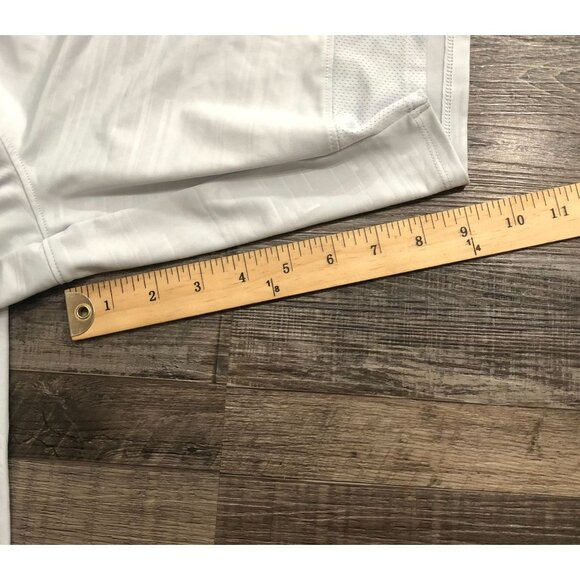 Under Armour Heatgear Mens 2XL Gray Athletic Shorts with Pockets - Picture 6 of 6